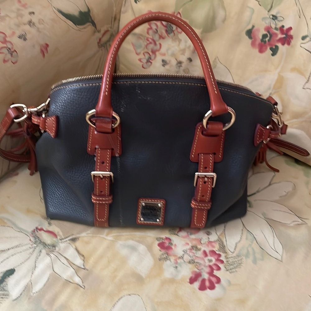 Dooney and Bourke shoulder bag